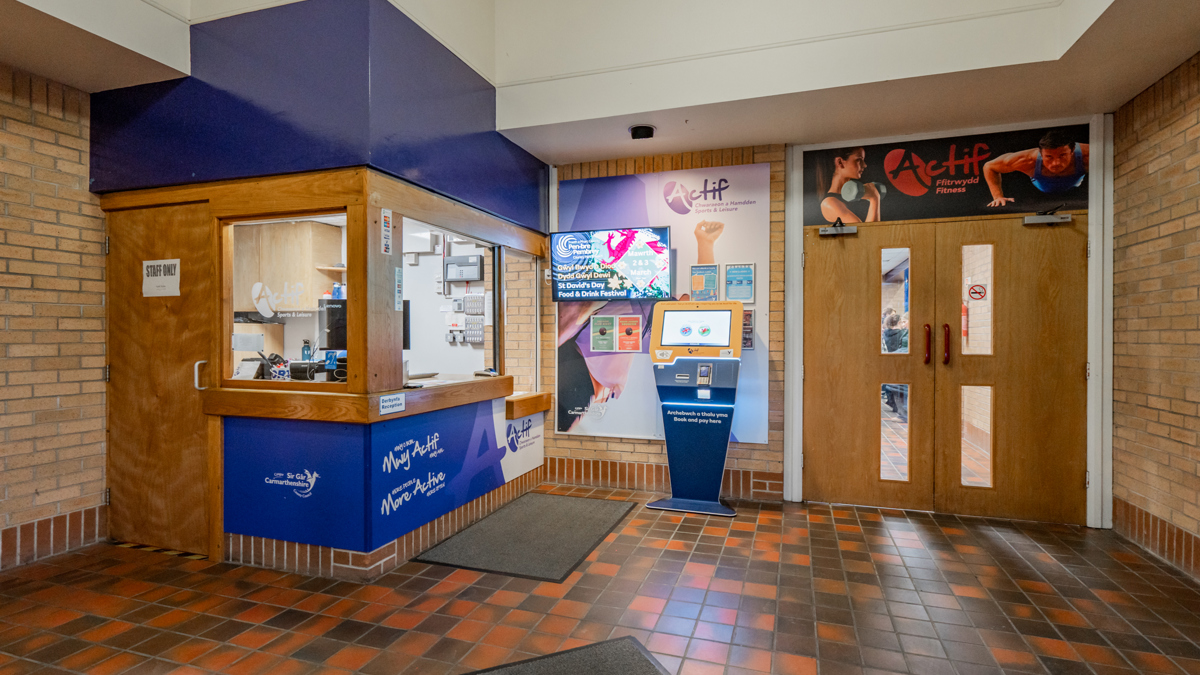 Newcastle Emlyn Reception