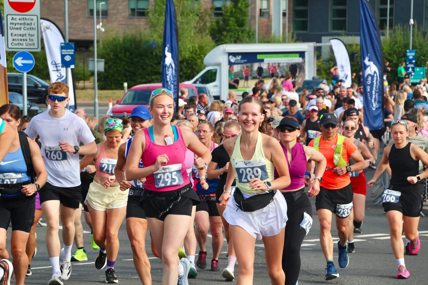 runners on the path