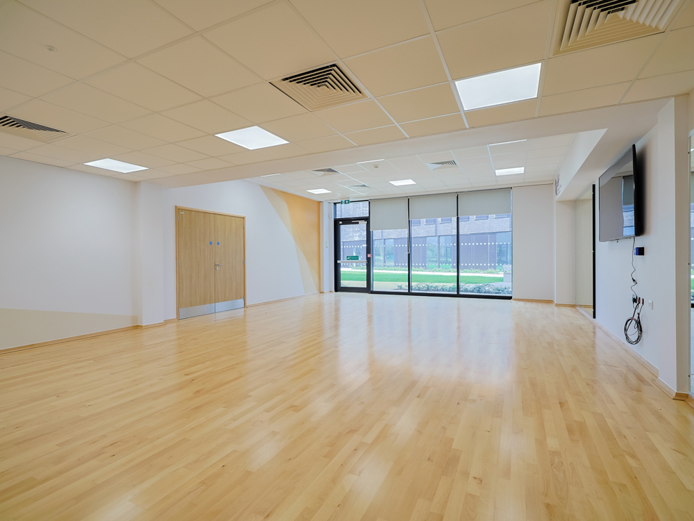 Swimming Pool Canolfan Pentre Awel