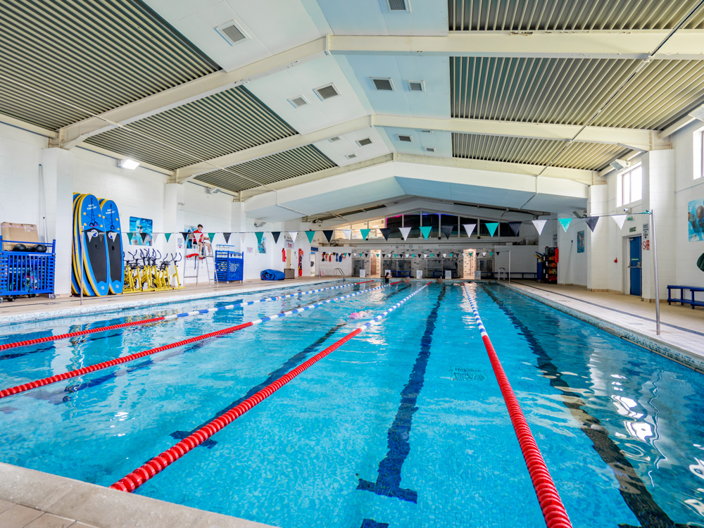 pool at Amman Valley